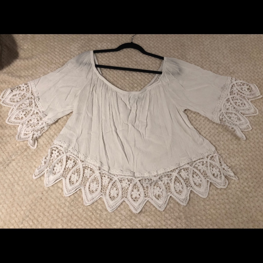 F21+ Floral Off The Shoulder Shirt